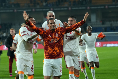 Galatasaray Başakşehir'e karşı kazandı: Yenilmezlik serisi 17 maça çıktı