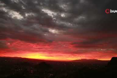 Afyonkarahisar'da gün doğumu manzarası mest etti