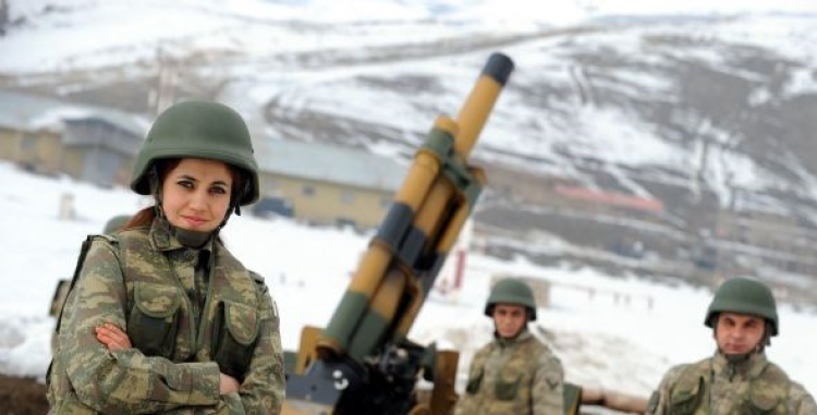 Kadınlara zorunlu askerlik mi geliyor? TBMM’ye sunulan dilekçe sosyal medyayı karıştırdı-Bursa Hayat Gazetesi-5