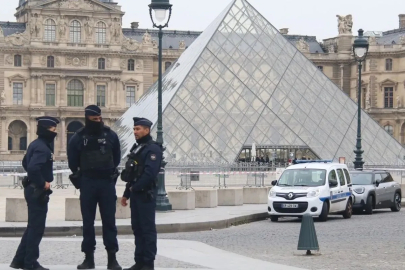 Louvre Müzesi soygununda maddi kaybın 88 milyon euro olduğu tahmin ediliyor