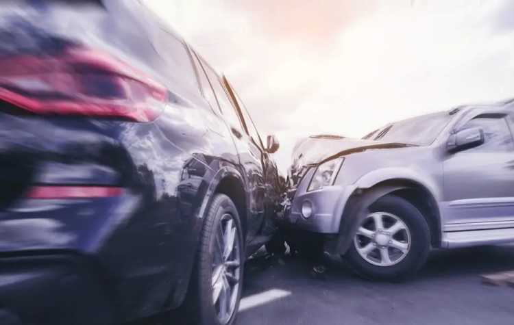 AB’den kritik karar: Yeni sürücü güvenlik kuralları yürürlüğe giriyor!-Bursa Hayat Gazetesi-4