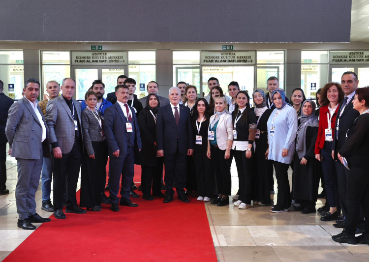 Muhtarlar Günü’nde birlik mesajı: “Mahalleler güçlü olursa Bursa da güçlü olur” - Bursa Hayat Gazetesi-3