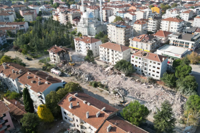 Turgutalp Mahallesi yeniden doğuyor: 2. ve 3. etapta yıkım başladı