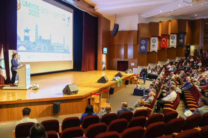 BUÜ’de geleceğin mesleki eğitimi masaya yatırıldı