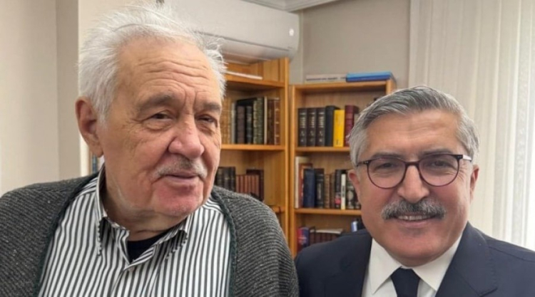 İlber Ortaylı’dan fotoğraf geldi! Sağlık durumu nasıl? -Bursa Hayat-2