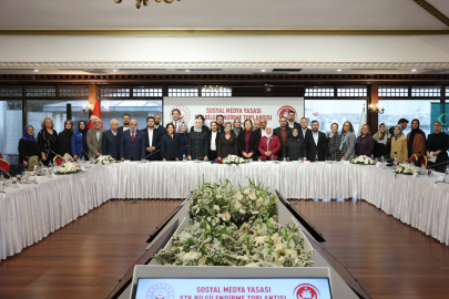 Bakan Göktaş'tan dijital seferberlik çağrısı