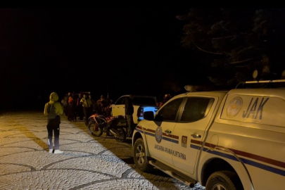 Bursa Uludağ'da ormanda kaybolan 2 kişi sağ olarak bulundu