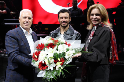 Bursa’da Cumhuriyet coşkusu Buray ile zirveye çıktı