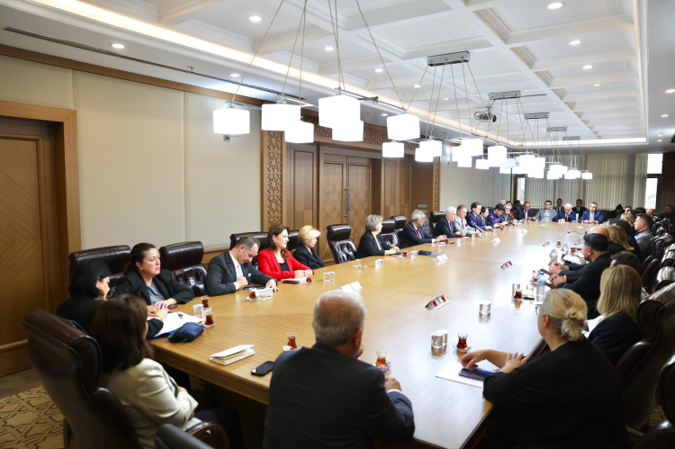 Bursa Büyükşehir Belediyesi hizmet kalitesini zirveye taşıyor - Bursa Hayat Gazetesi-2