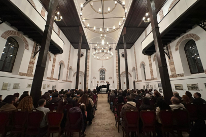 Bursa’da tarihi Aziz Panteleimon Kilisesi’nde opera gecesi