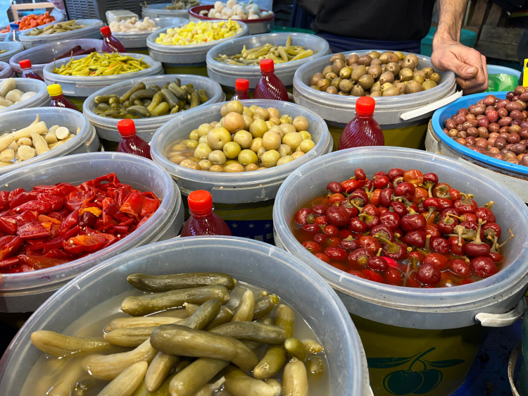 Kışın doğal antibiyotiği Bursa pazarlarını renkleriyle süsledi - Bursa Hayat Gazetesi-4
