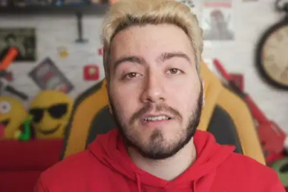 Enes Batur'dan şaşırtan hamle!