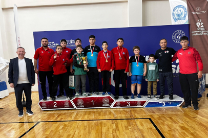 Bursa Yıldırım’da Cumhuriyet coşkusu sporla taçlandı