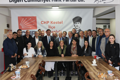 Başkan Bozbey Kestel’de halkla buluştu: “Bizim makamımız sokaklardır”