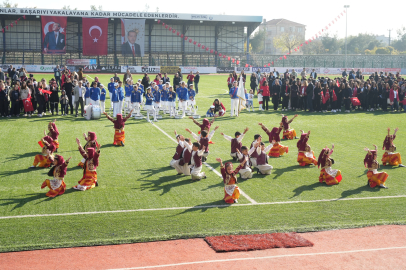 Bursa Yenişehir’de büyük törenle Cumhuriyet kutlaması