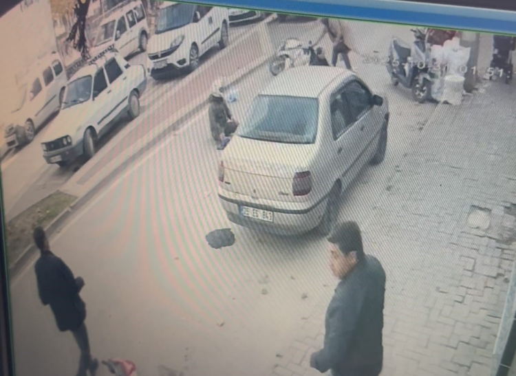 Bursa İnegöl’de feci kaza, 2 yaralı!-Bursa Hayat Gazetesi-2