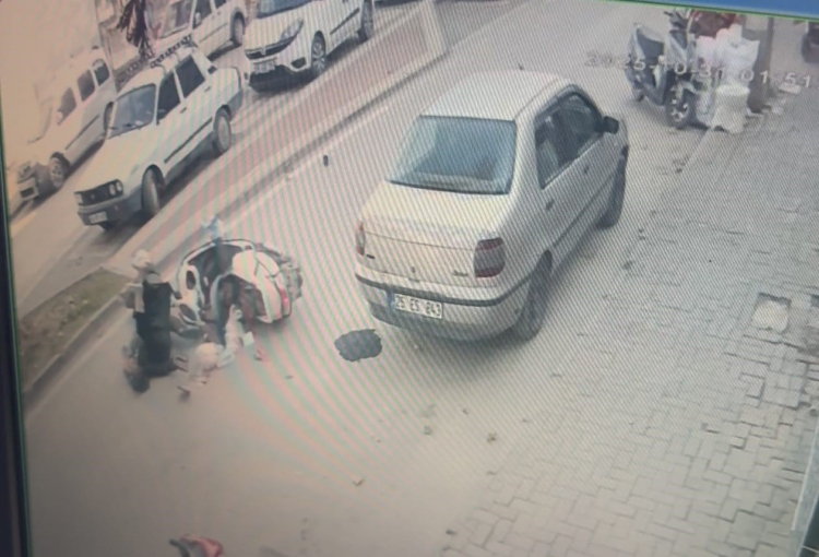 Bursa İnegöl’de feci kaza, 2 yaralı!-Bursa Hayat Gazetesi-3