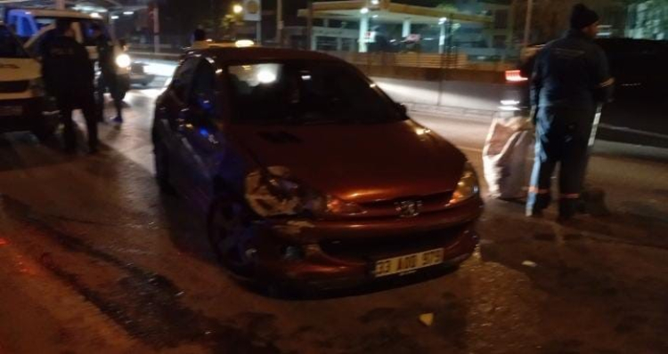 Bursa'da zincirleme kaza! Yaralılar var -Bursa Hayat-2