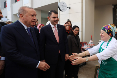 Cumhurbaşkanı Erdoğan Millet Bahçesi’nde esnafla buluştu!