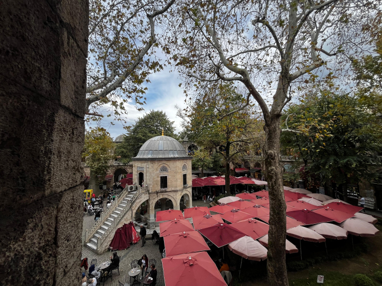 Bursa’nın simgesi Koza Han ihmal mi ediliyor? -Bursa Hayat-7