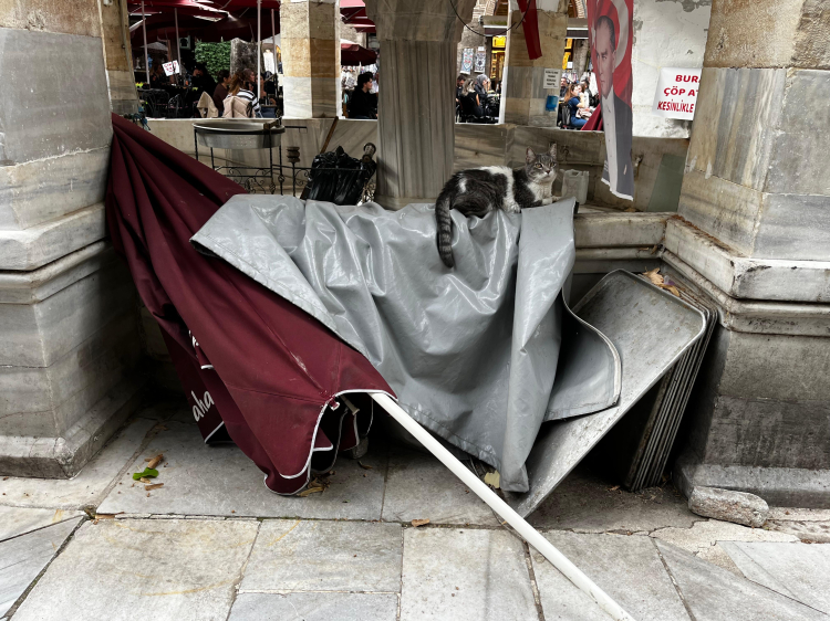 Bursa’nın simgesi Koza Han ihmal mi ediliyor? -Bursa Hayat-3