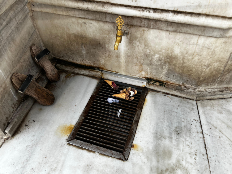 Bursa’nın simgesi Koza Han ihmal mi ediliyor? -Bursa Hayat-2