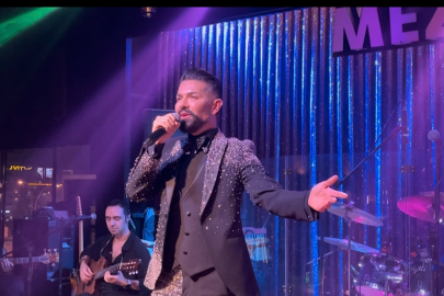 Bursa’nın sevilen sanatçısı Mehmet Çevik: “Benim sahneme cadılar değil, melekler gelir”