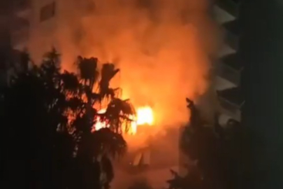 15 katlı binada korku dolu anlar: Alevler geceyi aydınlattı!