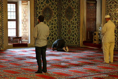 Kütahya’da ezan saatleri ve ibadet zamanı | 3 Kasım 2025 Pazartesi