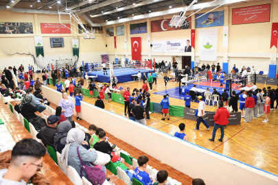 Osmangazi'de Cumhuriyet'in 102'nci yılına özel boks organizasyonu