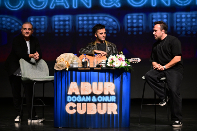 ‘Abur Cubur Talk Show’ Yıldırım’da kahkaha dolu bir akşam yaşattı