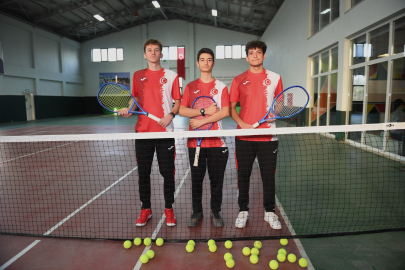 Osmangazi'den Tokyo'ya büyük gurur: Milliler altın madalya için ter dökecek