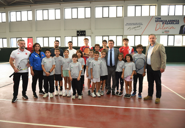 Osmangazi'den Tokyo'ya büyük gurur: Milliler altın madalya için ter dökecek - Bursa Hayat Gazetesi-5