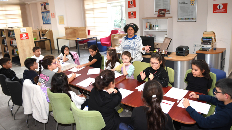 Osmangazi’de çocuklar yazının büyülü dünyasıyla tanışıyor - Bursa Hayat Gazetesi-4