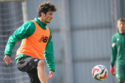 Bursaspor 3 puan hedefiyle Gebzespor mesaisini sürdürüyor