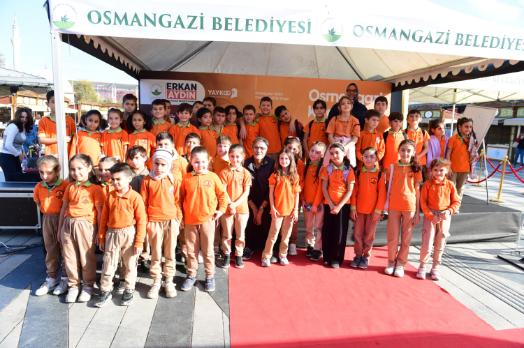 Osmangazi Meydanı’nda kitap dolu günler - Bursa Hayat Gazetesi-3