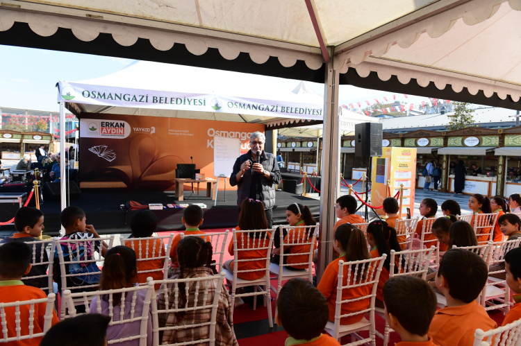Osmangazi Meydanı’nda kitap dolu günler - Bursa Hayat Gazetesi-4