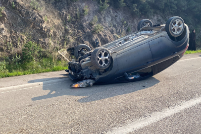Bursa’da kontrolden çıkan araç takla attı!