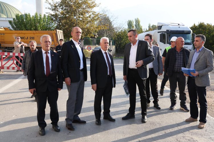 Bursa’nın ulaşım ağı güçleniyor: Gürsu’da yollar yenileniyor - Bursa Hayat Gazetesi-3