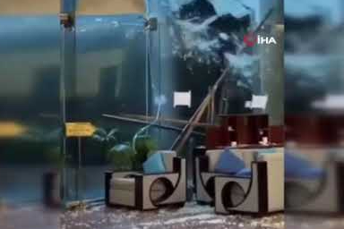 Vietnam'ı vuran Kalmaegi Tayfunu'nda 5 kişi hayatını kaybetti