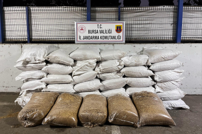 Bursa’da jandarmadan depo baskını: Binlerce ürün ele geçirildi