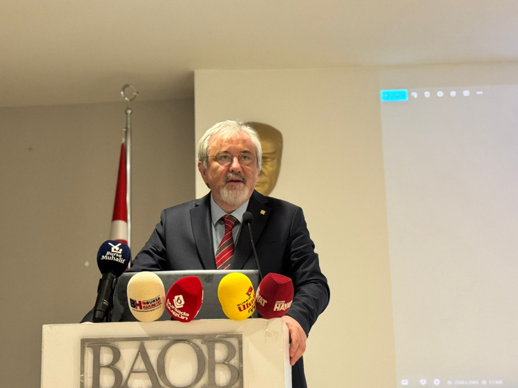 Bursa’da “Uludağ Dayanışması” söyleşisi gerçekleştirildi - Bursa Hayat Gazetesi-2