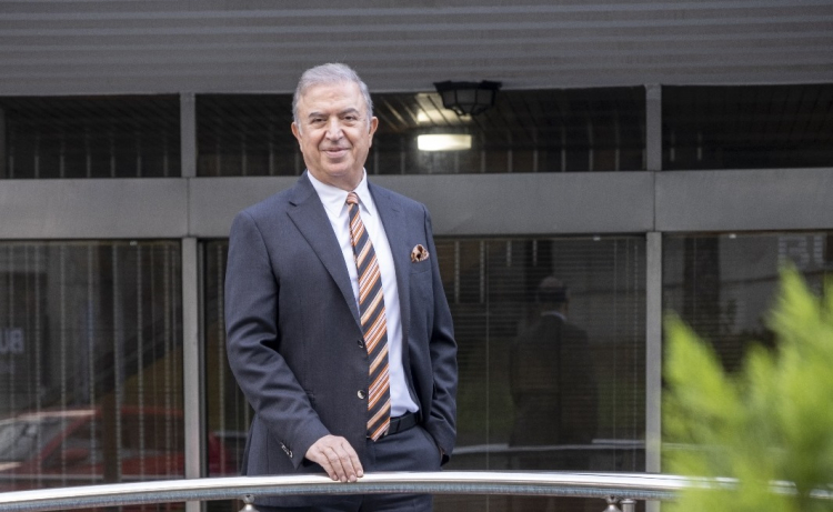 Burtom Sağlık Grubu Başkanı Dr. Erol Kılıç “Radyoloji modern tıbbın sessiz gücüdür” - Bursa Hayat Gazetesi-2