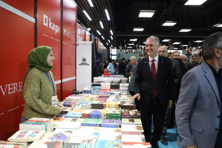 İnegöl 9. Kitap günleri coşkuyla devam ediyor: Hafta sonu muhteşem final - Bursa Hayat Gazetesi-4