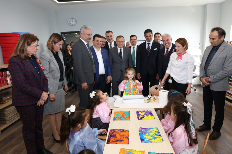 Kerem Özdilek Kreşi 112 öğrenci kapasitesiyle hizmete başladı - Bursa Hayat Gazetesi-4