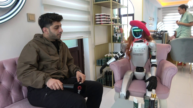 Bursa’da güzellik merkezi robot çalışanla gündem oldu!-Bursa Hayat Gazetesi-2