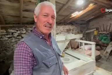 300 yıllık su değirmeni hala çalışıyor!