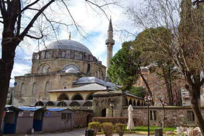 Öğle ezanı saat kaçta okunacak? Kocaeli namaz vakitleri | 9 kasım 2025