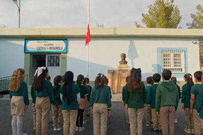 Uzak Şehir’den duygu seli yaratan Atatürk saygısı!