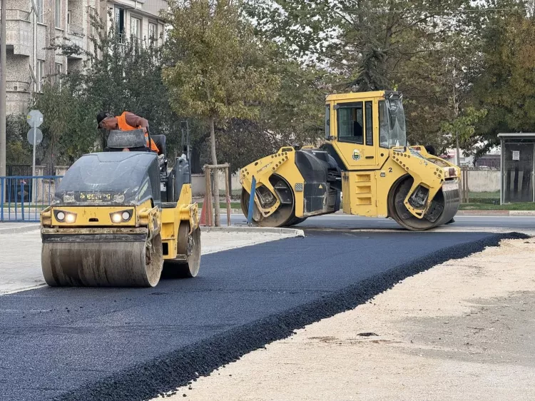 İnegöl'de 3 mahallede asfalt çalışması: Başkan Taban'dan yerinde inceleme - Bursa Hayat Gazetesi-5